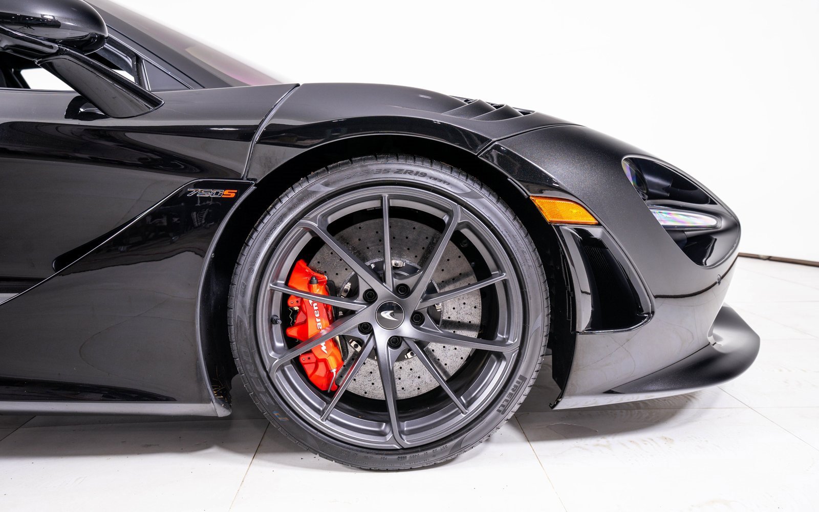 Used 2024 McLaren 750S image 16
