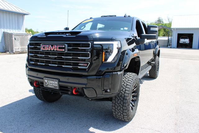 Used 2025 GMC Sierra 2500 AT4 w/ AT4 Premium Plus Package image 3
