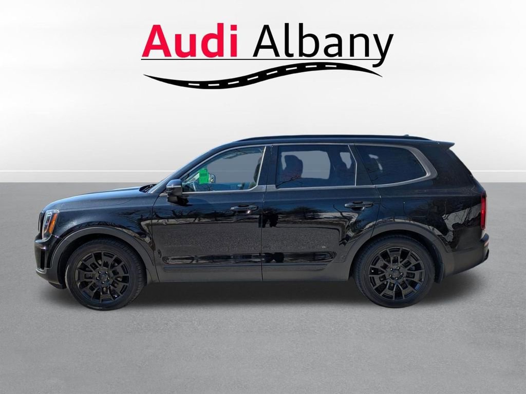 Used 2021 Kia Telluride EX w/ EX Premium Package image 3
