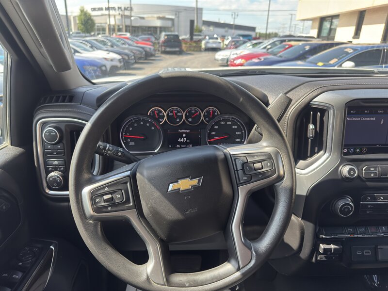 Used 2022 Chevrolet Silverado 2500 LT AWD/4WD image 9