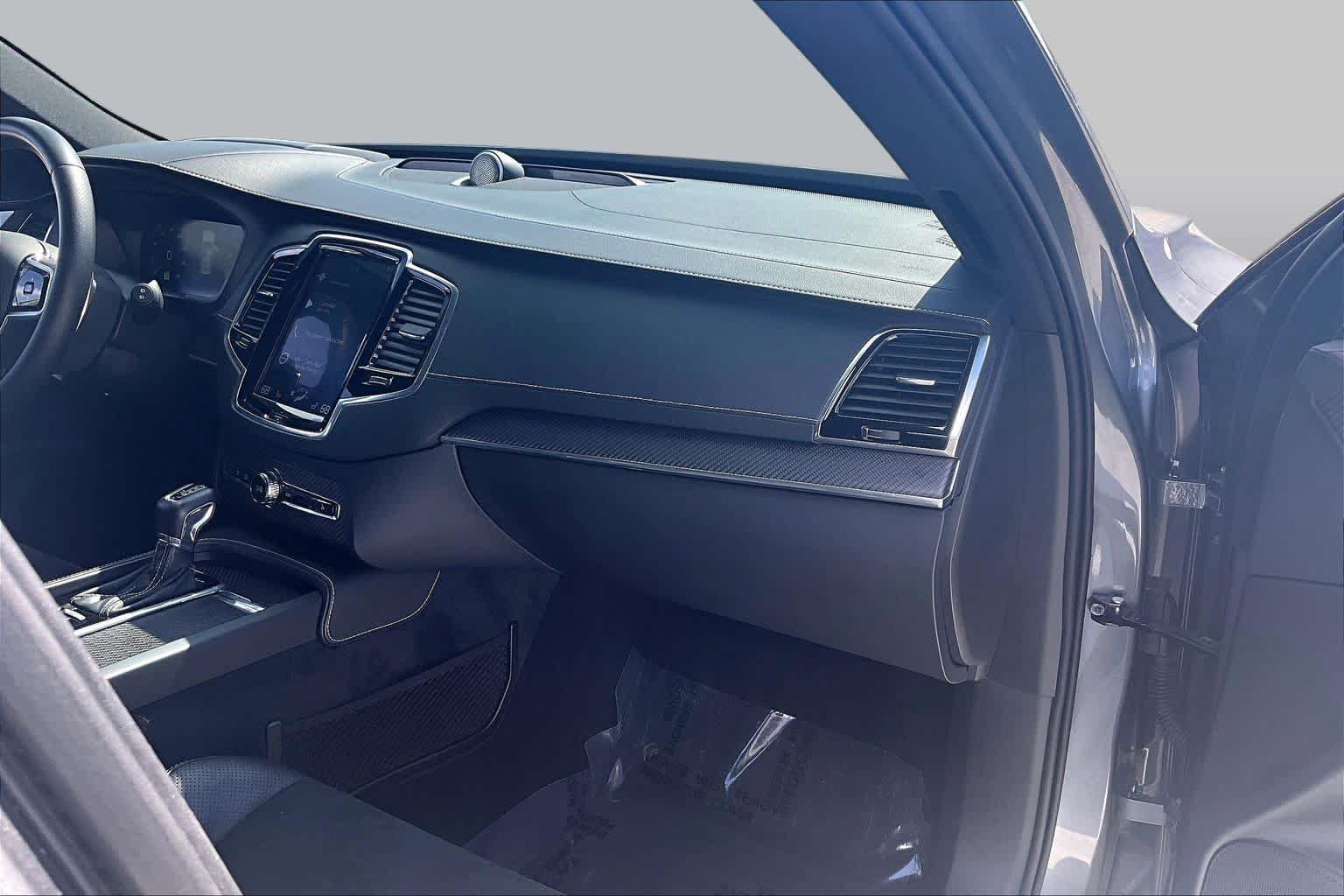 Used 2019 Volvo XC90 T6 R-Design w/ Advanced Package AWD/4WD image 19