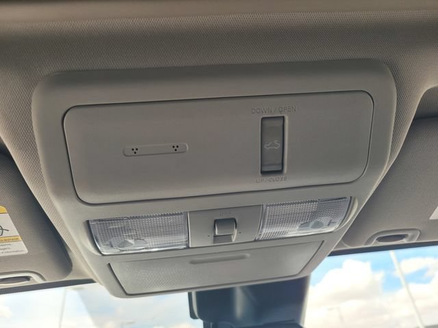 Certified 2022 Nissan Frontier SV w/ SV Premium Package RWD image 23