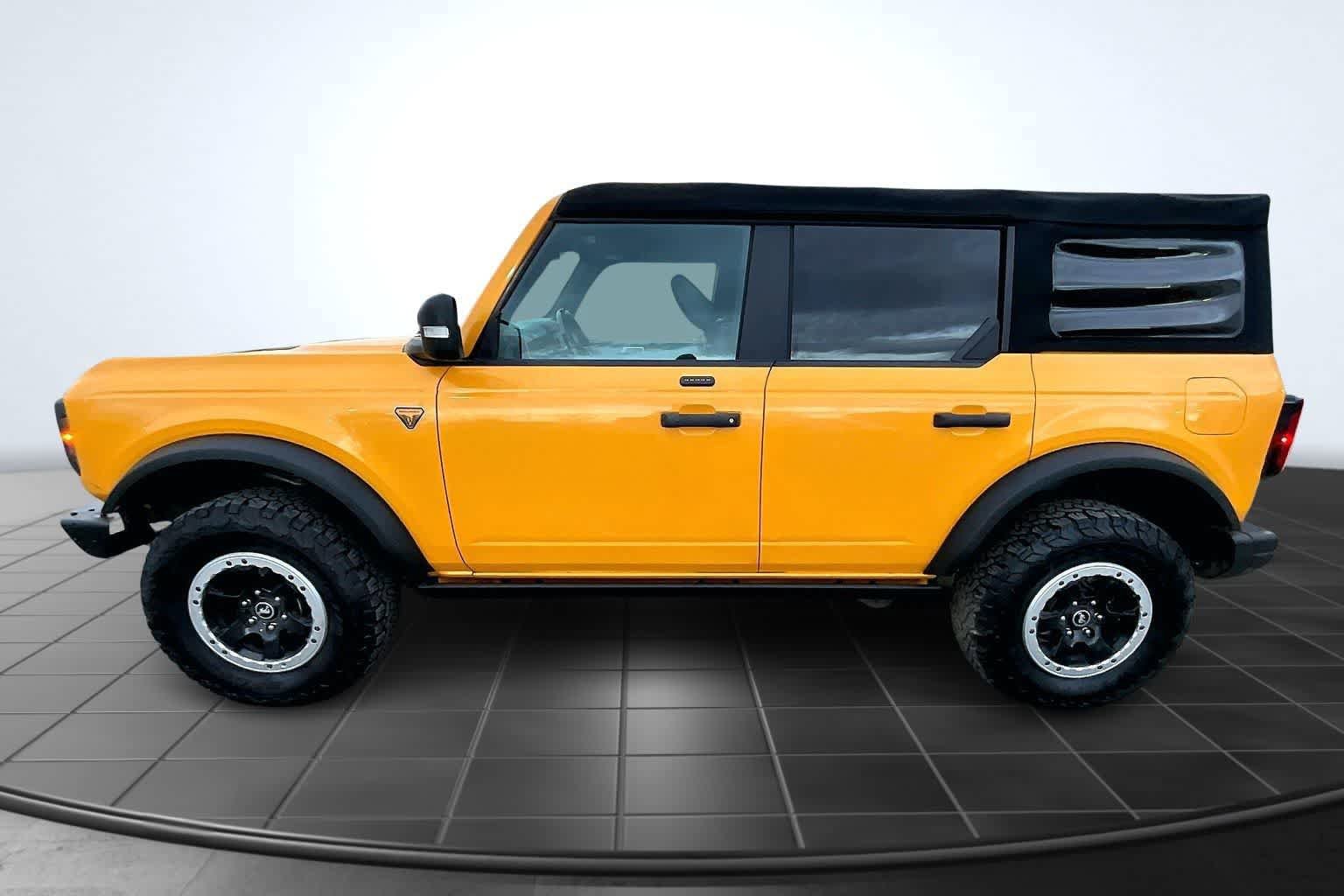 Used 2021 Ford Bronco Badlands image 3