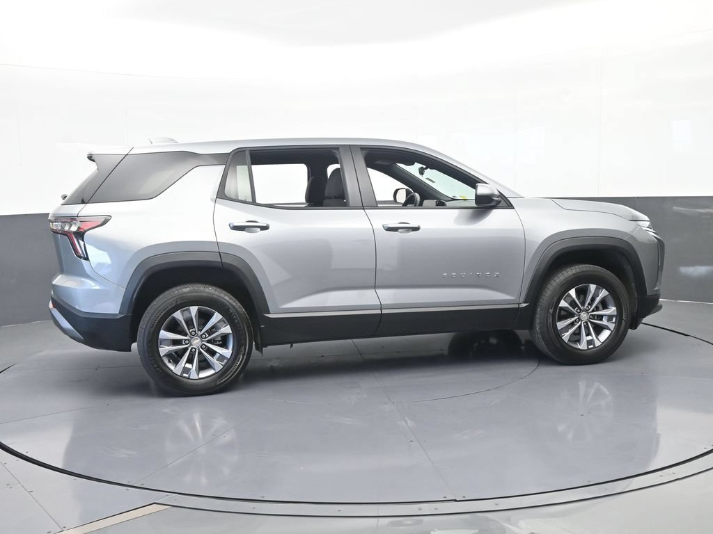 Used 2026 Chevrolet Equinox LT FWD image 7