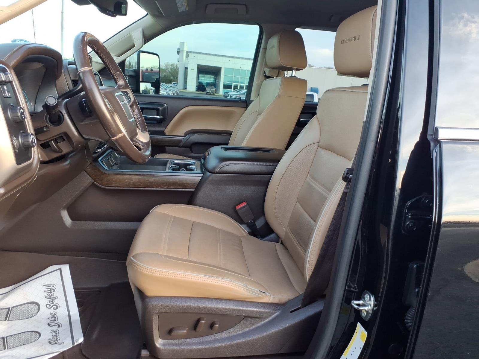 Used 2018 GMC Sierra 2500 Denali w/ Duramax Plus Package image 13