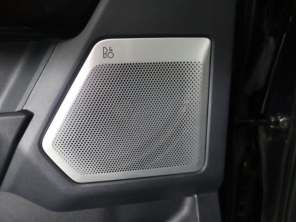 Used 2023 Ford F150 Lightning Platinum image 42