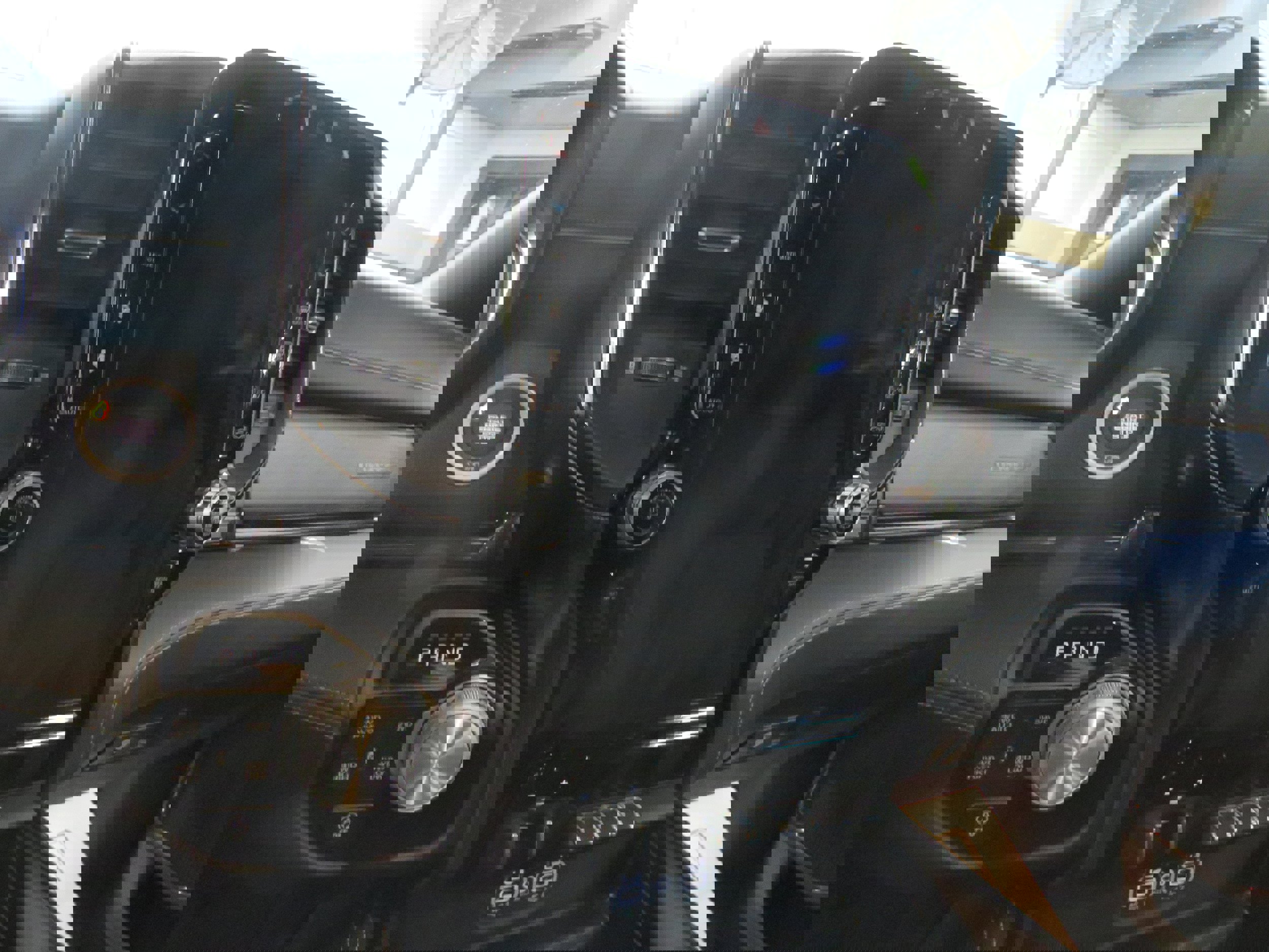 Used 2023 RAM 1500 Limited image 12