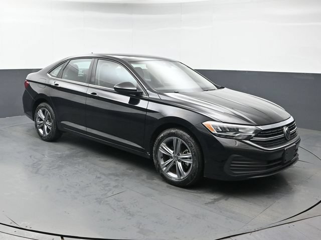 Used 2023 Volkswagen Jetta SE FWD image 1