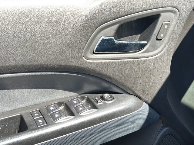 Used 2018 Chevrolet Colorado Z71 AWD/4WD image 13