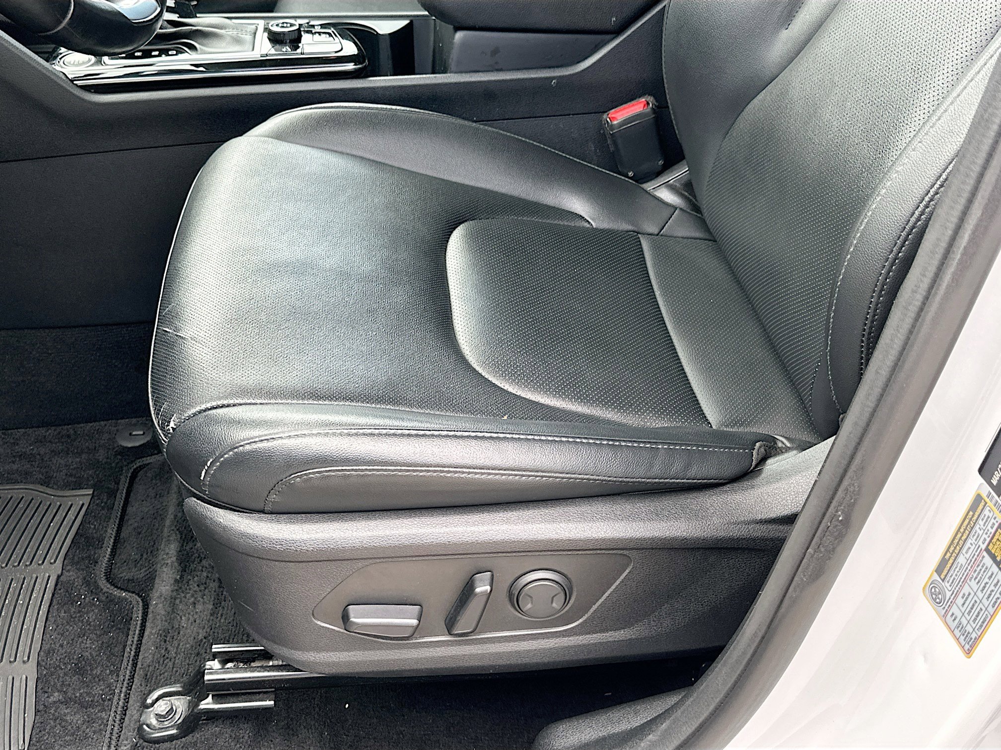 Used 2023 Kia Sportage EX image 19