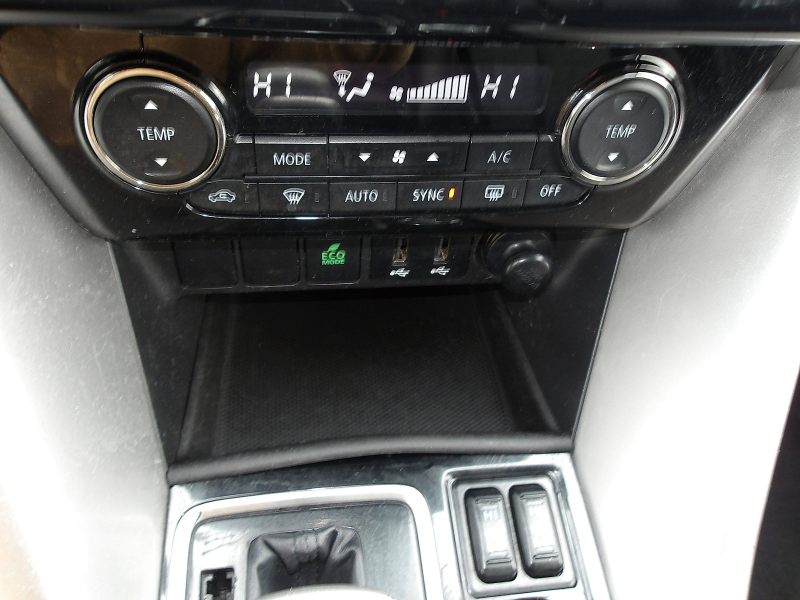 Used 2019 Mitsubishi Eclipse Cross image 21