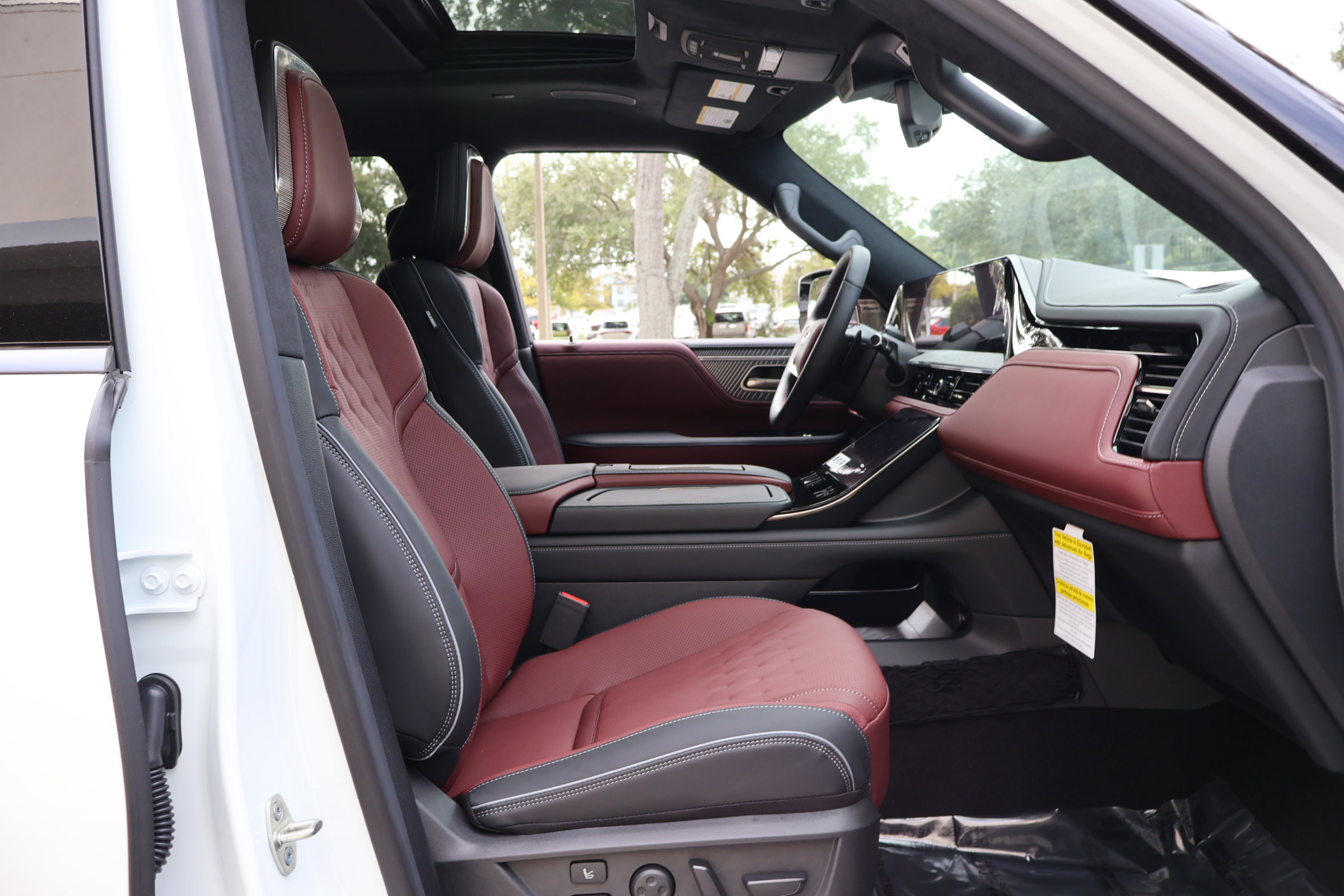 New 2026 INFINITI QX80 Autograph image 24