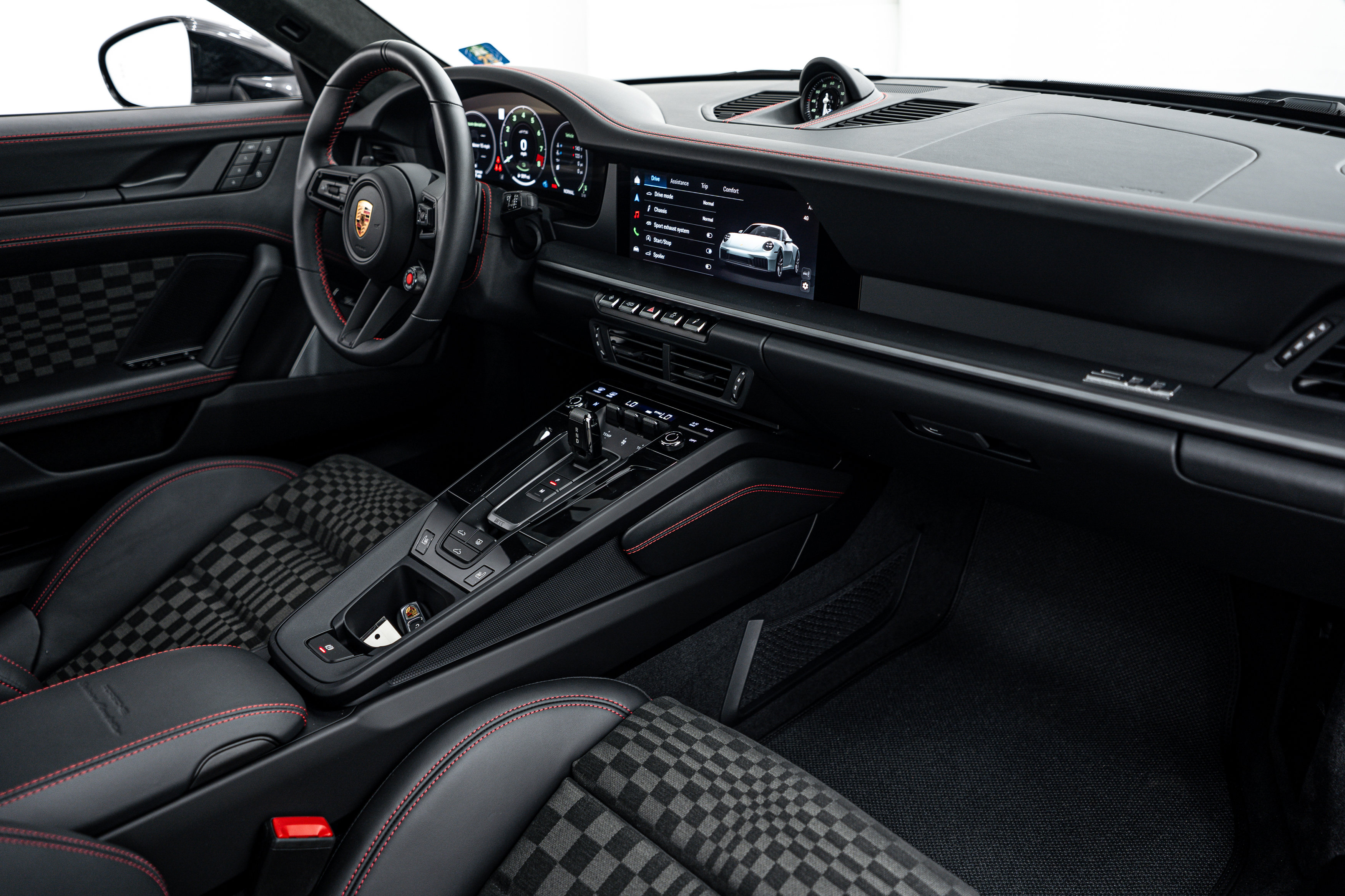 New 2026 Porsche 911 Carrera 4 GTS image 16