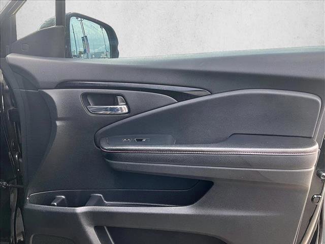 Used 2021 Honda Pilot Black Edition image 19