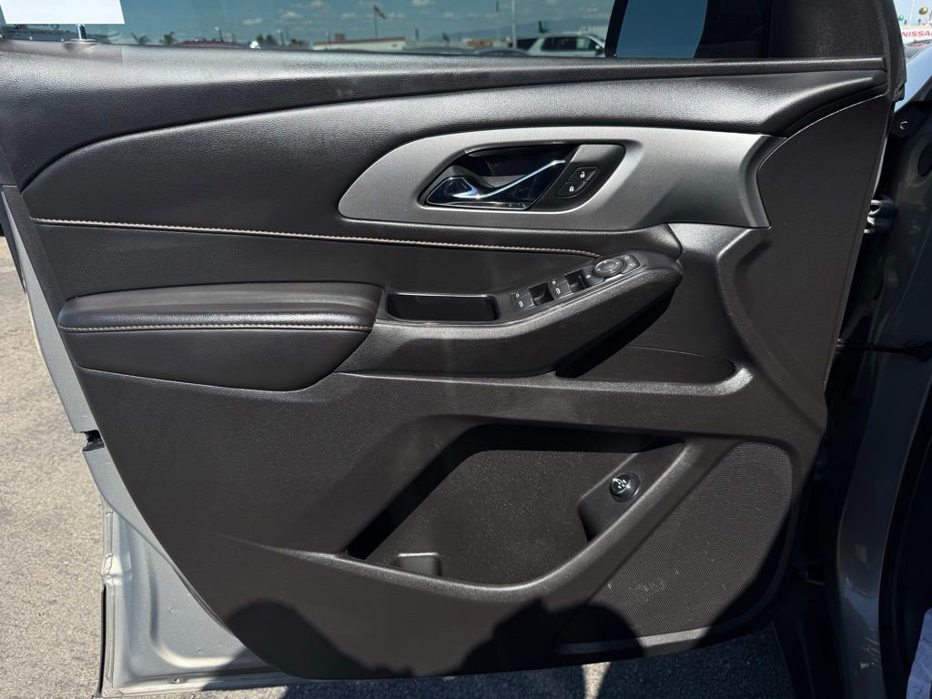 Used 2019 Chevrolet Traverse LT image 19