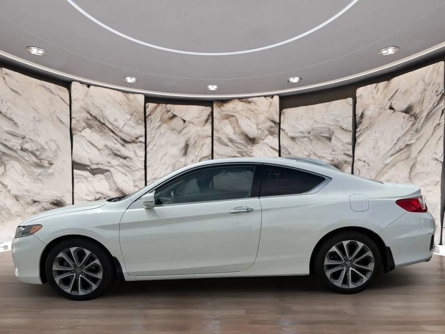 Used 2015 Honda Accord EX-L image 5
