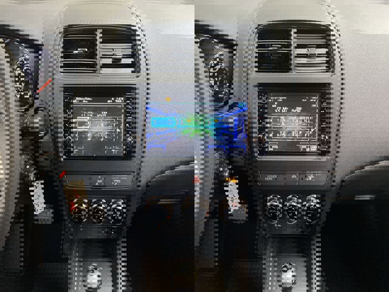 Used 2025 Mitsubishi Outlander Sport ES image 25