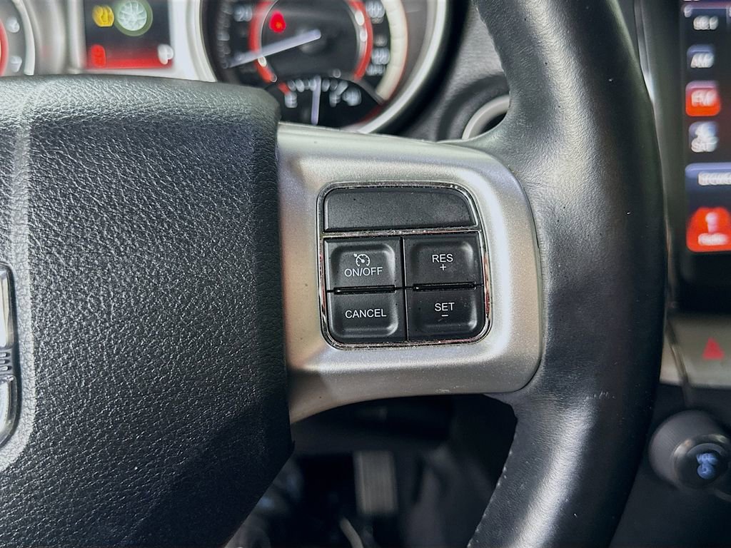 Used 2014 Dodge Journey Limited w/ Flexible Seating Group FWD image 24