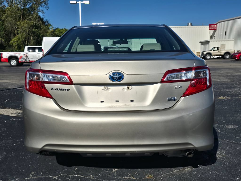 Used 2013 Toyota Camry LE FWD image 6