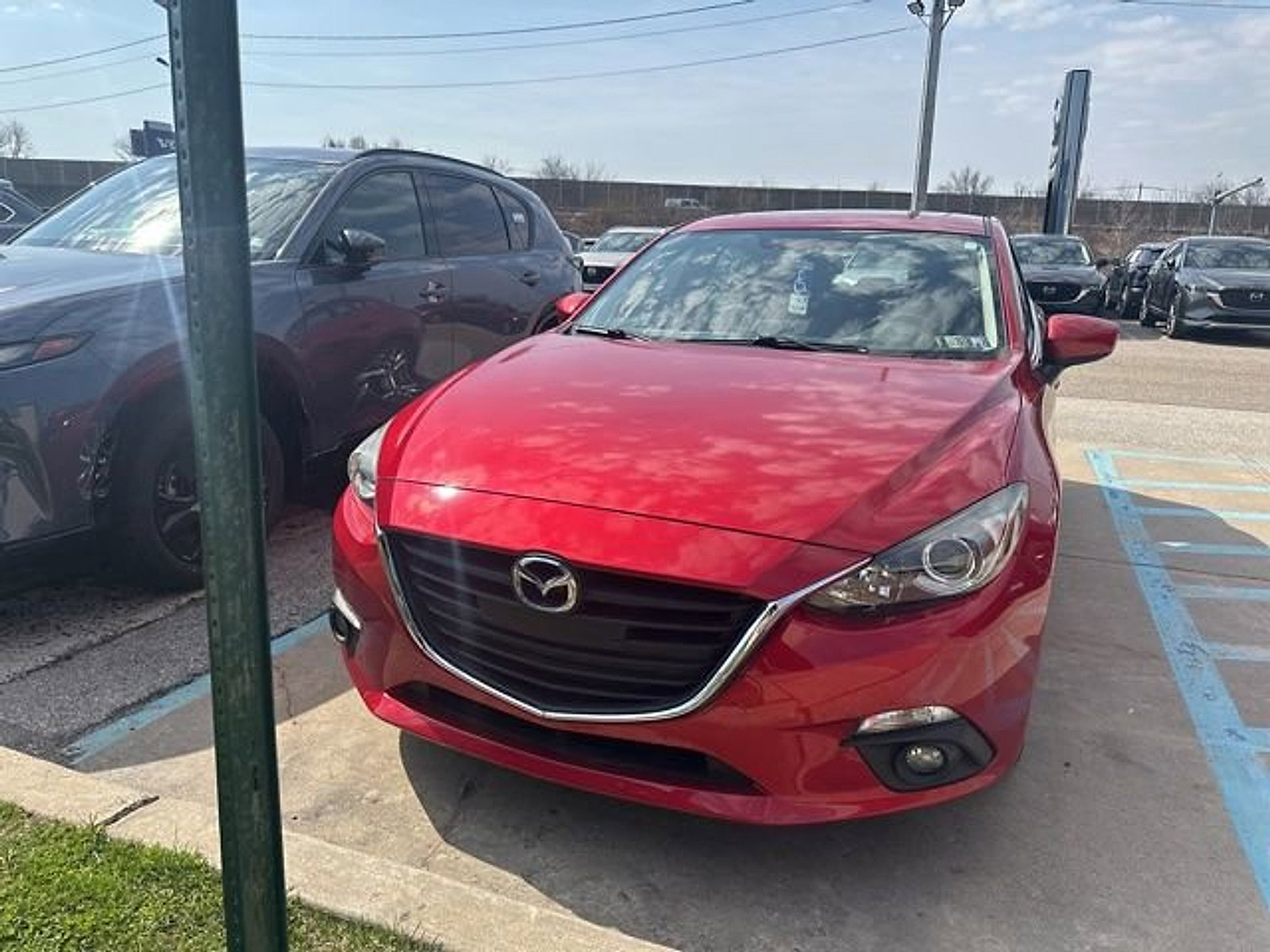 Used 2016 MAZDA MAZDA3 i Grand Touring image 10