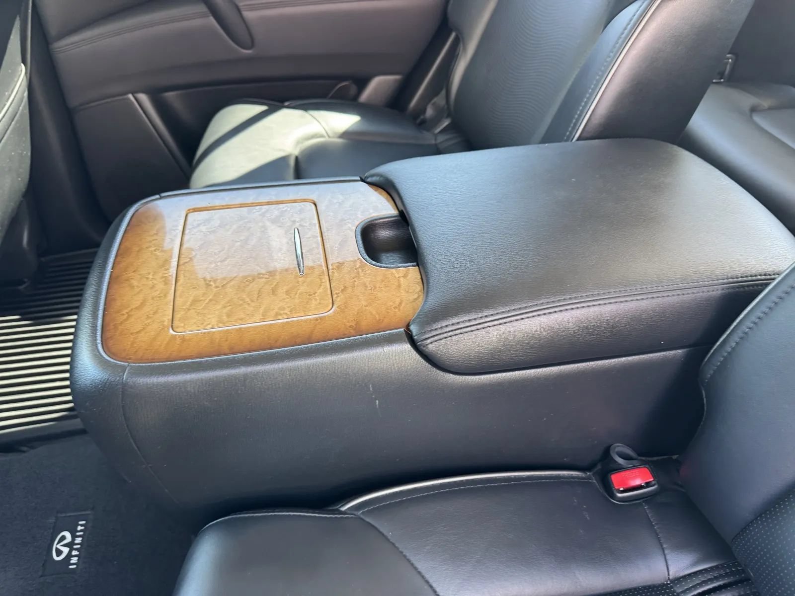Used 2012 INFINITI QX56 4WD w/ Theater Pkg image 40