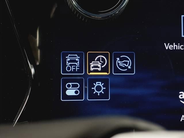 New 2025 Chevrolet Blazer EV LT image 32