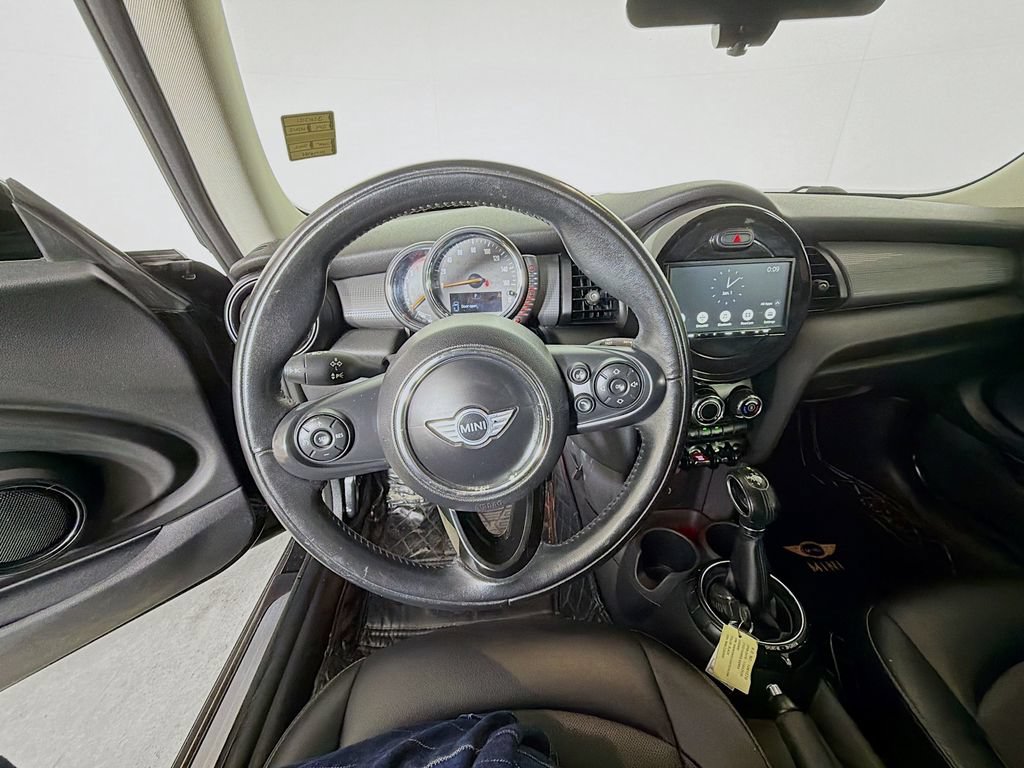 Used 2014 MINI Cooper 2-Door Hardtop FWD image 19