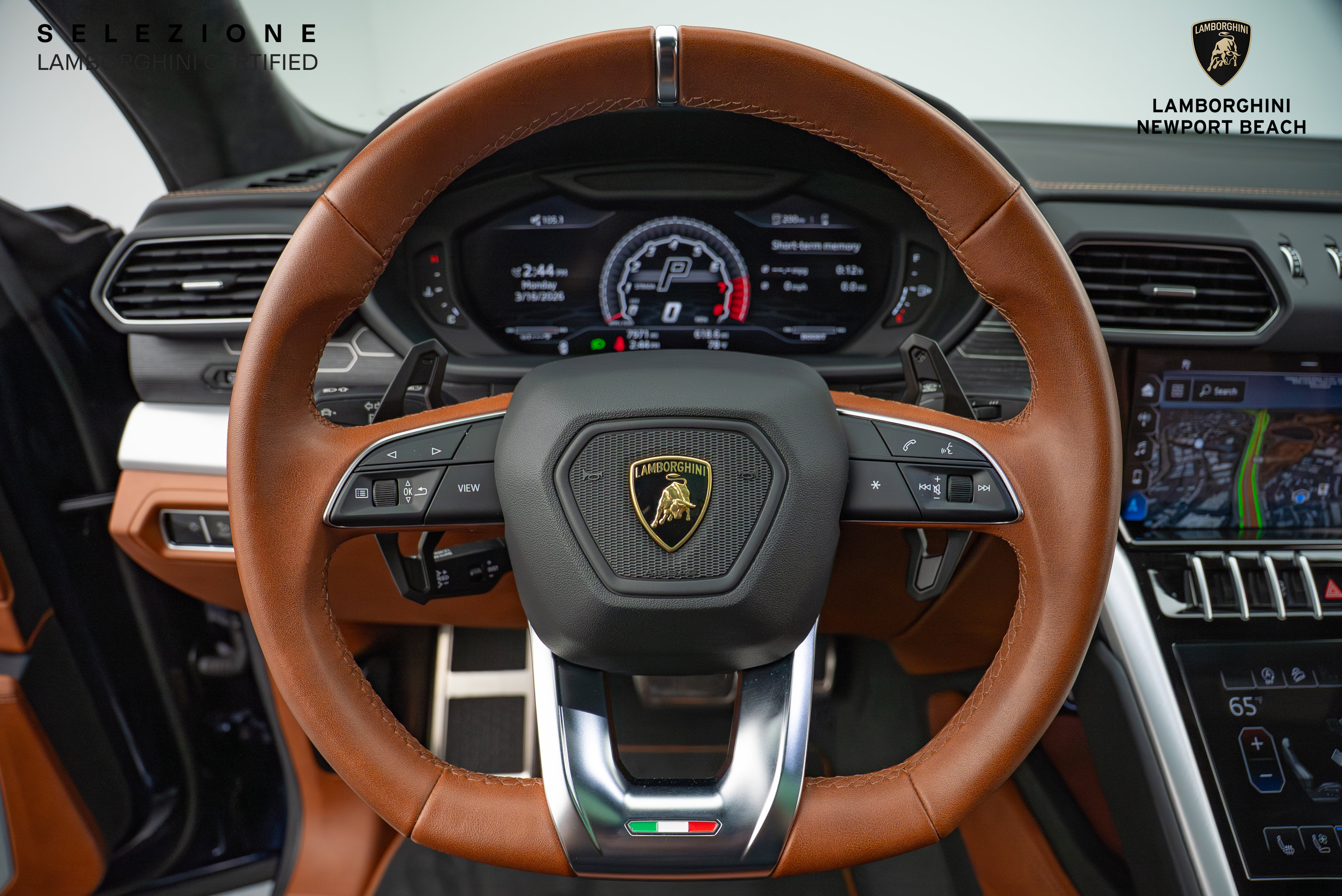 Used 2021 Lamborghini Urus image 24