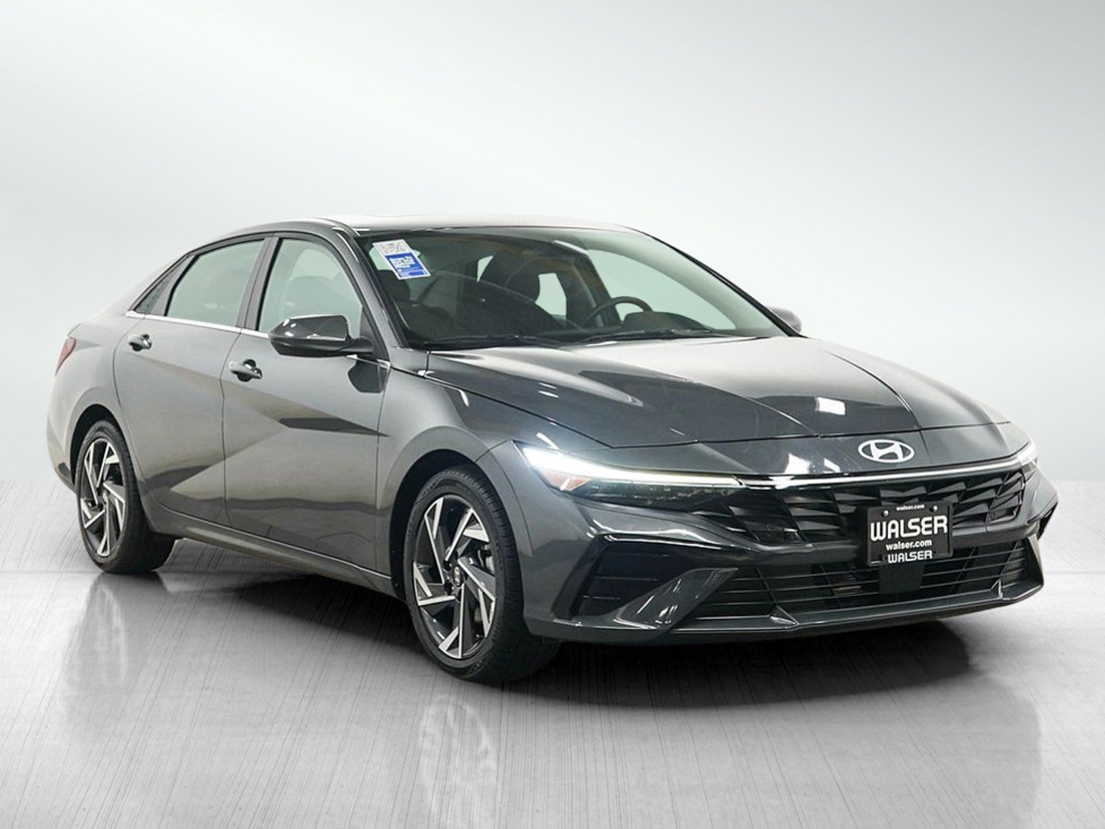 Used 2025 Hyundai Elantra SEL FWD image 7