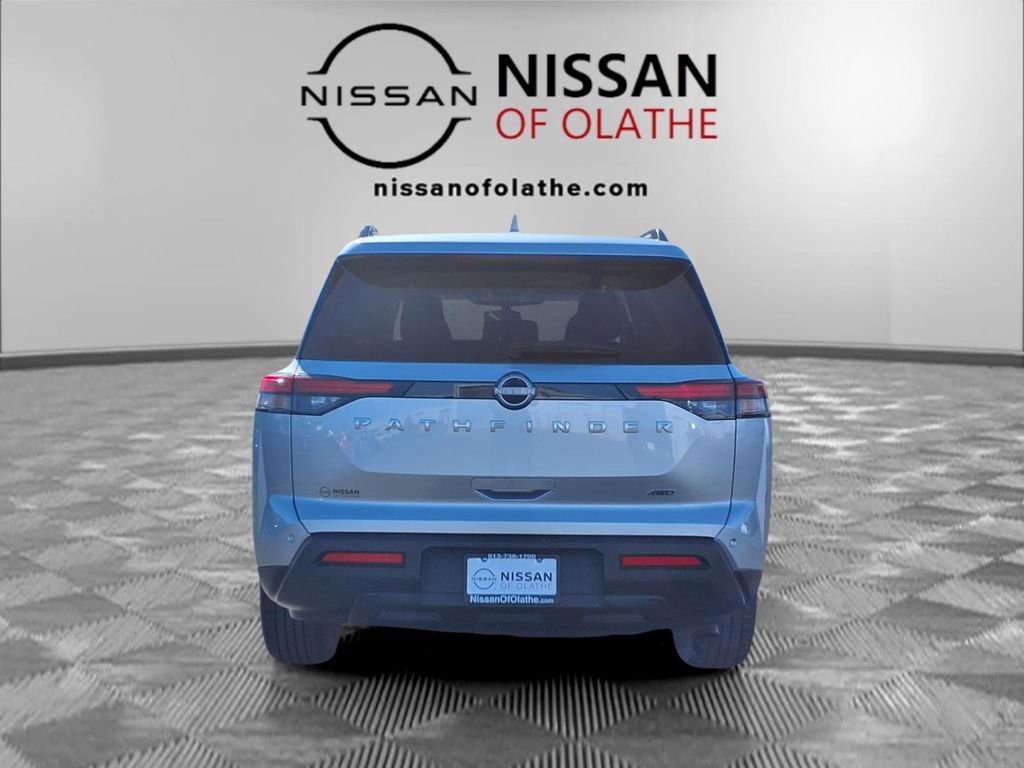 Certified 2025 Nissan Pathfinder SV image 29