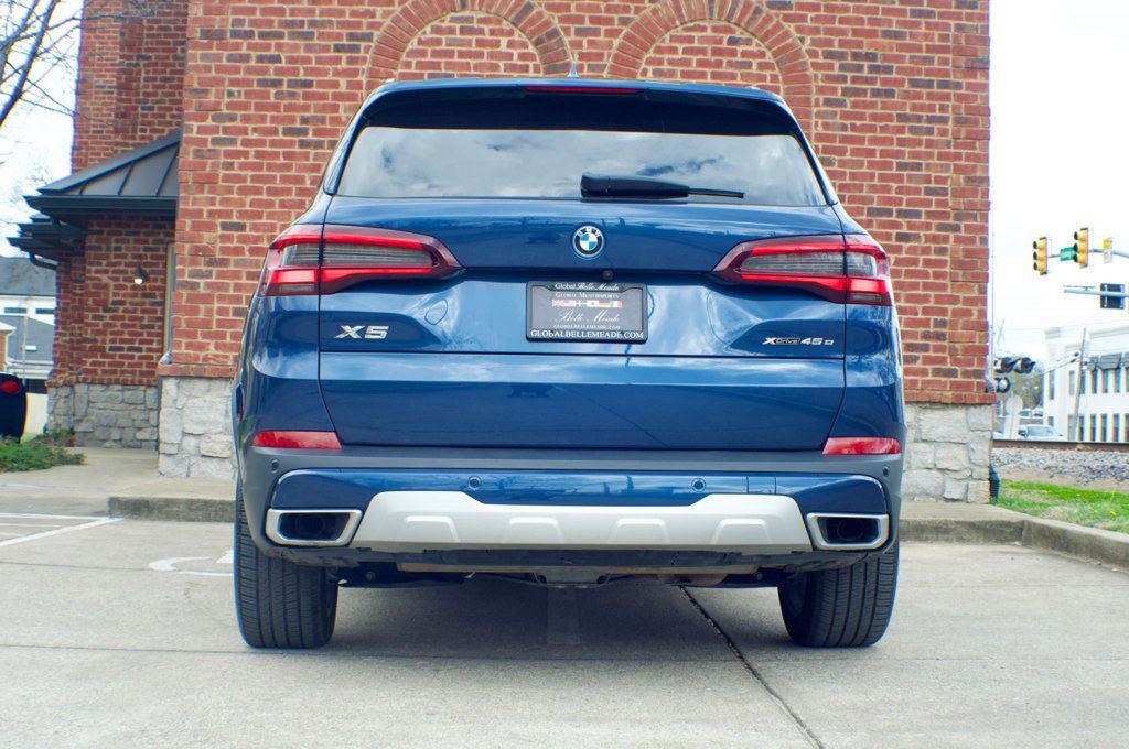 Used 2022 BMW X5 xDrive45e image 4