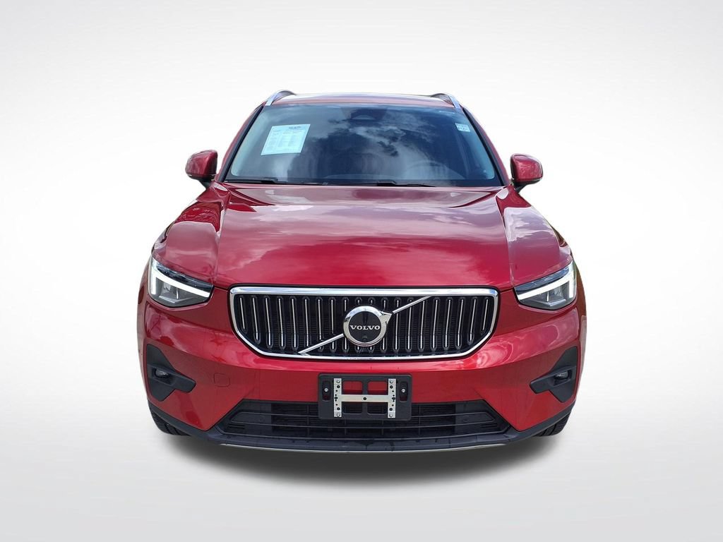 Certified 2023 Volvo XC40 B5 Ultimate w/ Protection Package Premier AWD/4WD image 2