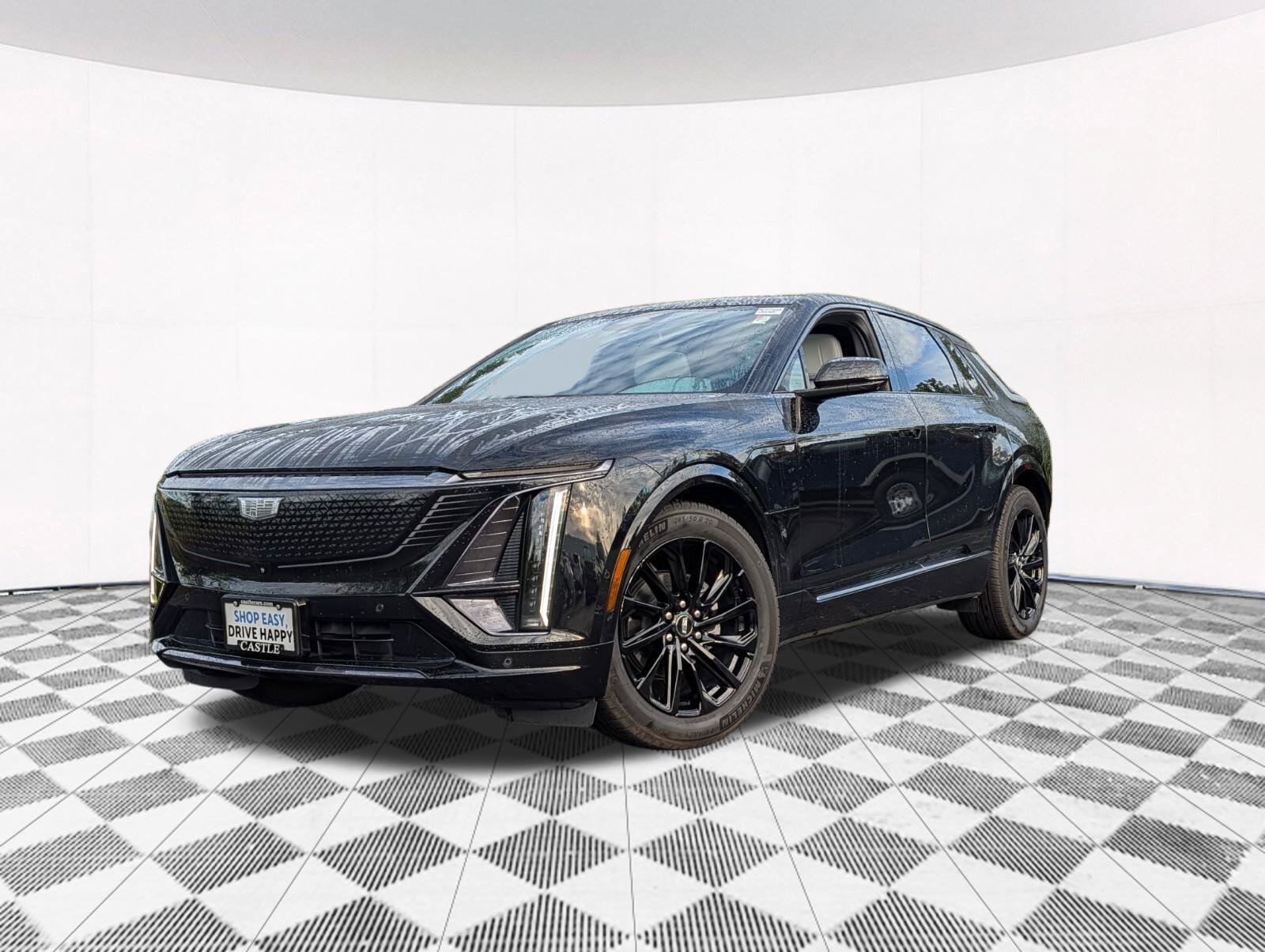 Used 2024 Cadillac Lyriq Sport AWD/4WD image 2