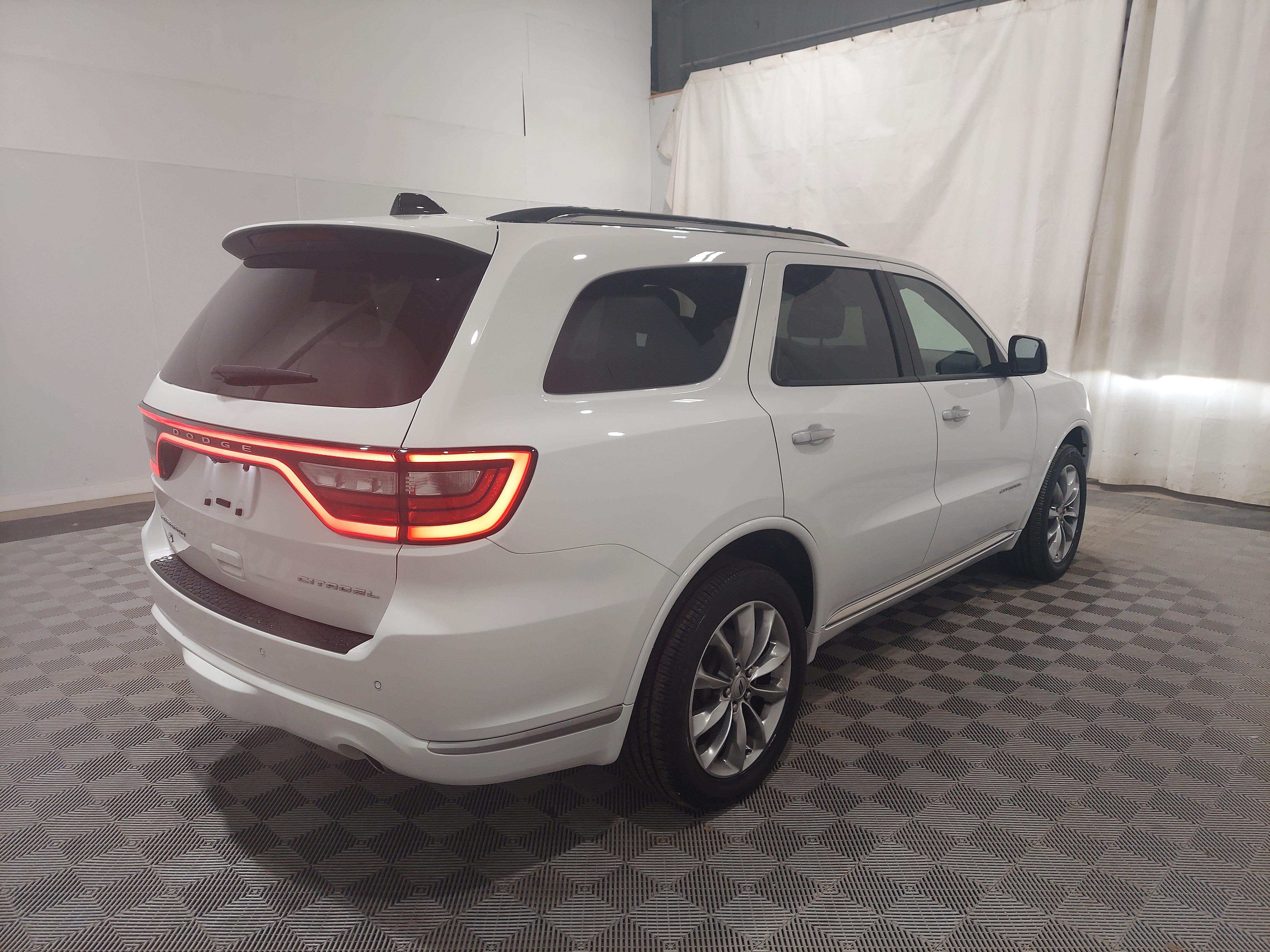 Used 2024 Dodge Durango Citadel AWD/4WD image 3