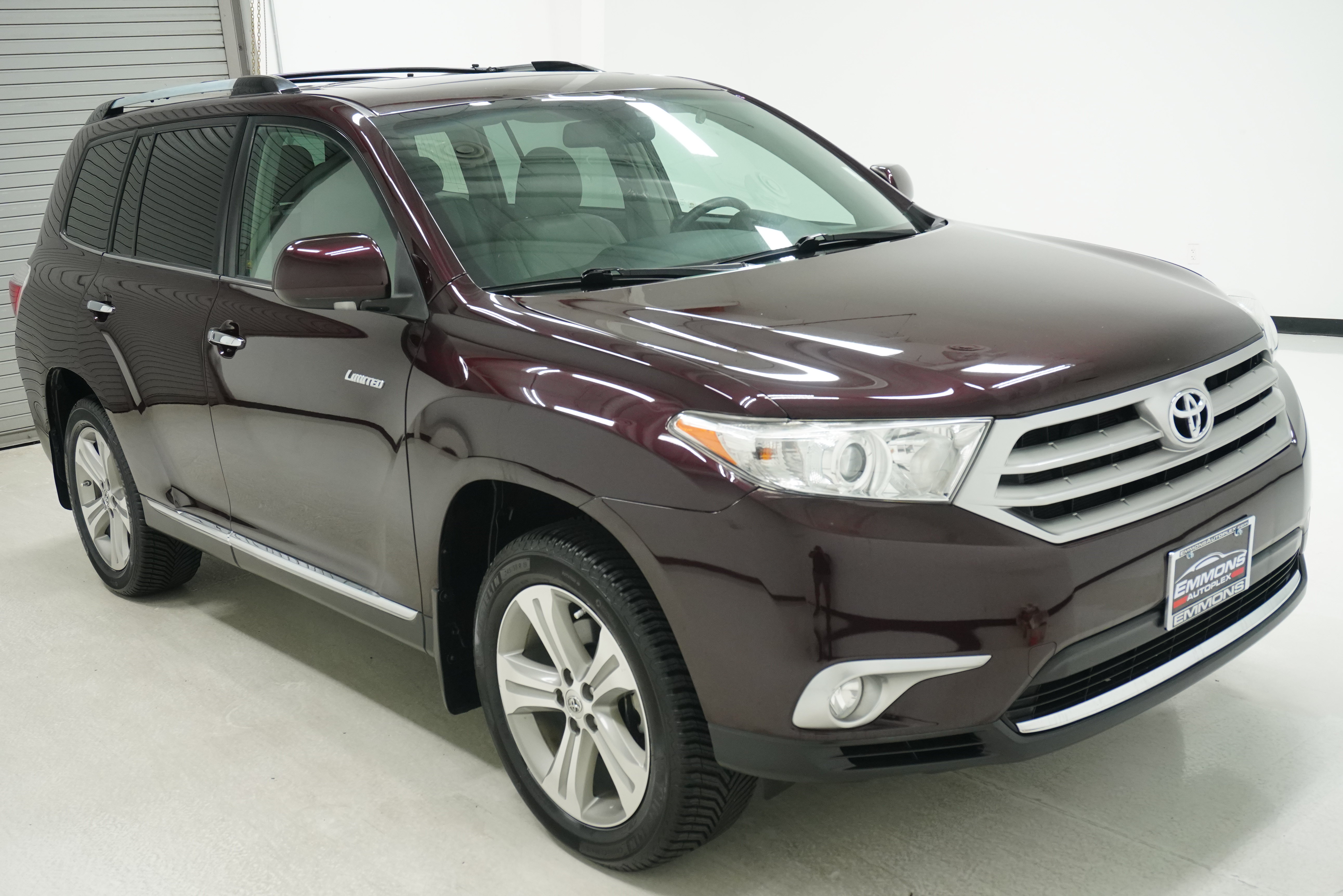 Used 2013 Toyota Highlander Limited FWD image 3
