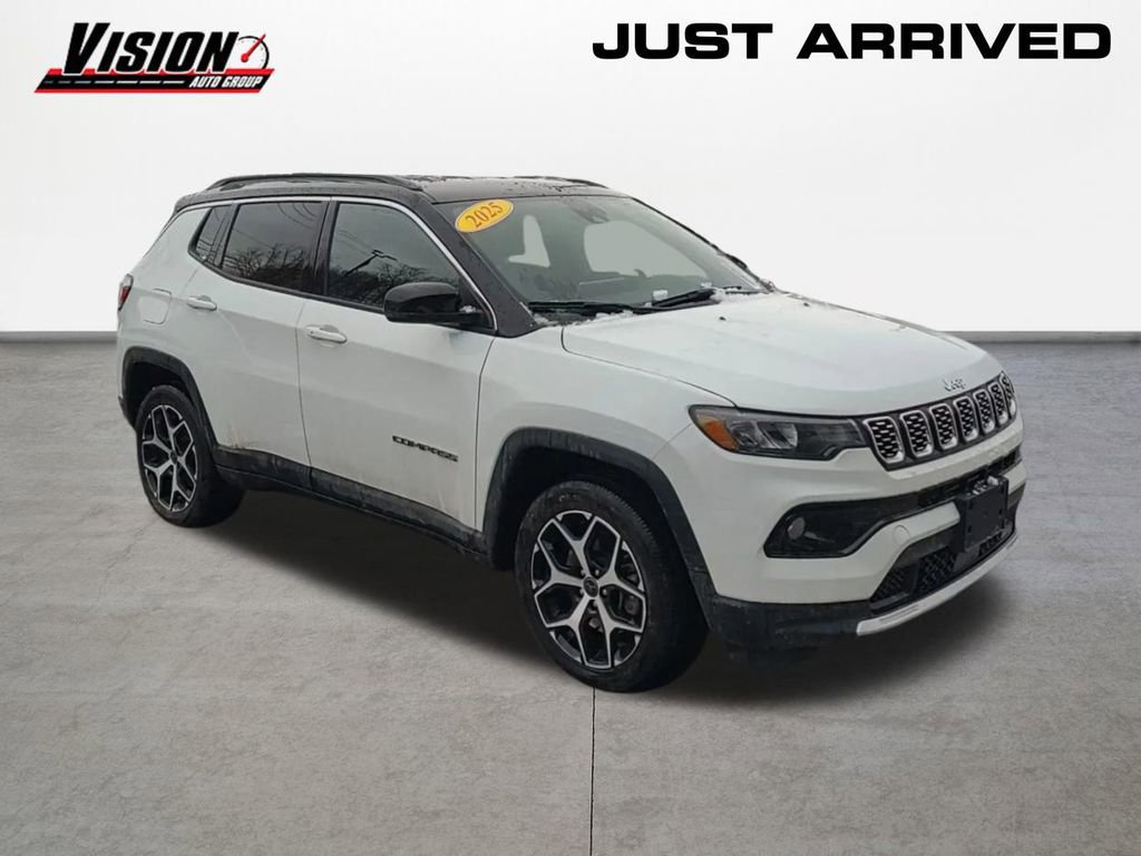 Certified 2025 Jeep Compass Limited image 3
