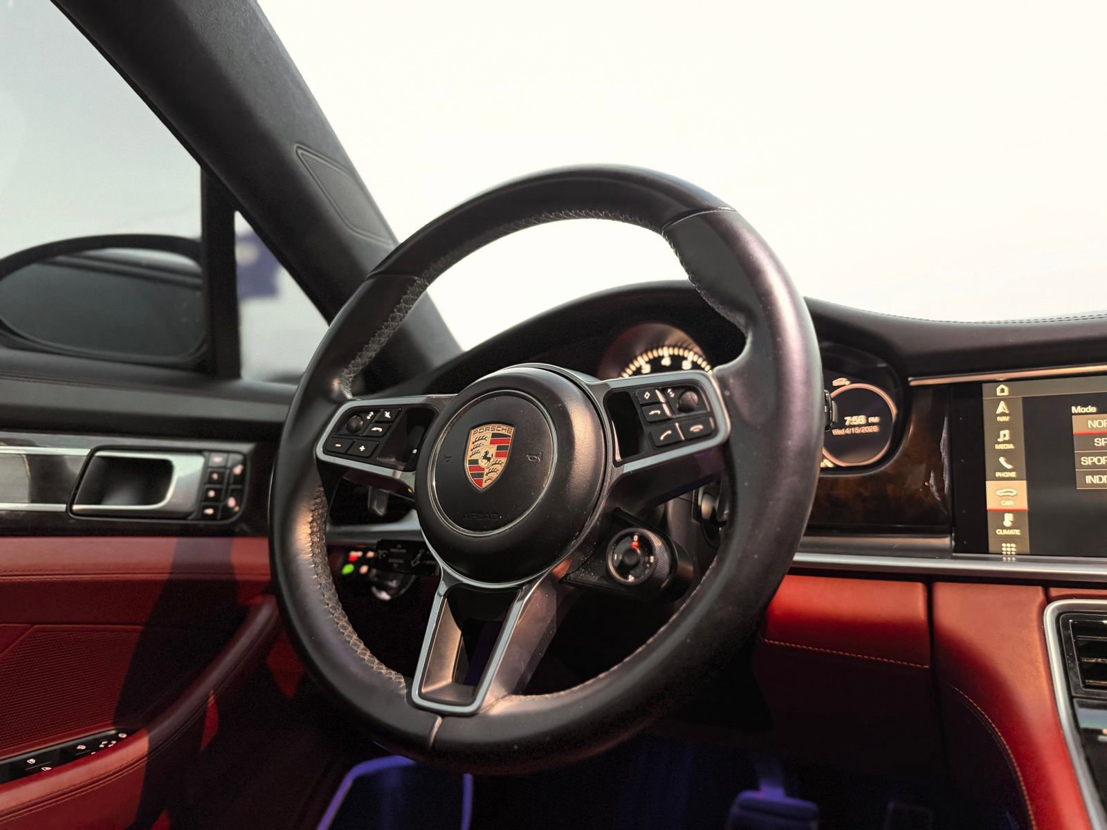 Used 2018 Porsche Panamera Turbo Executive AWD/4WD image 73