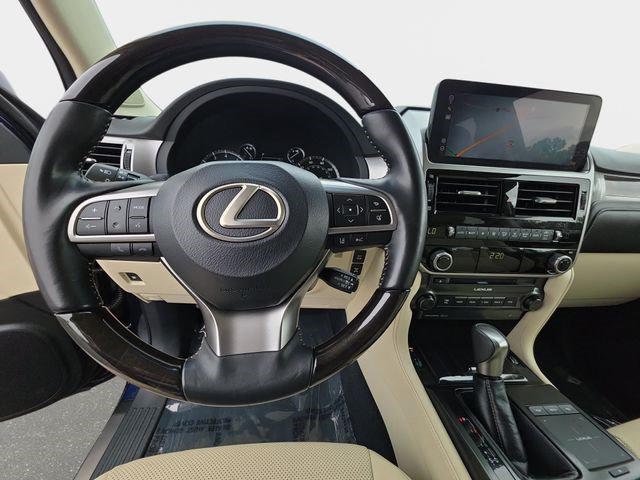 Used 2023 Lexus GX 460 Premium w/ Premium Package AWD/4WD image 17