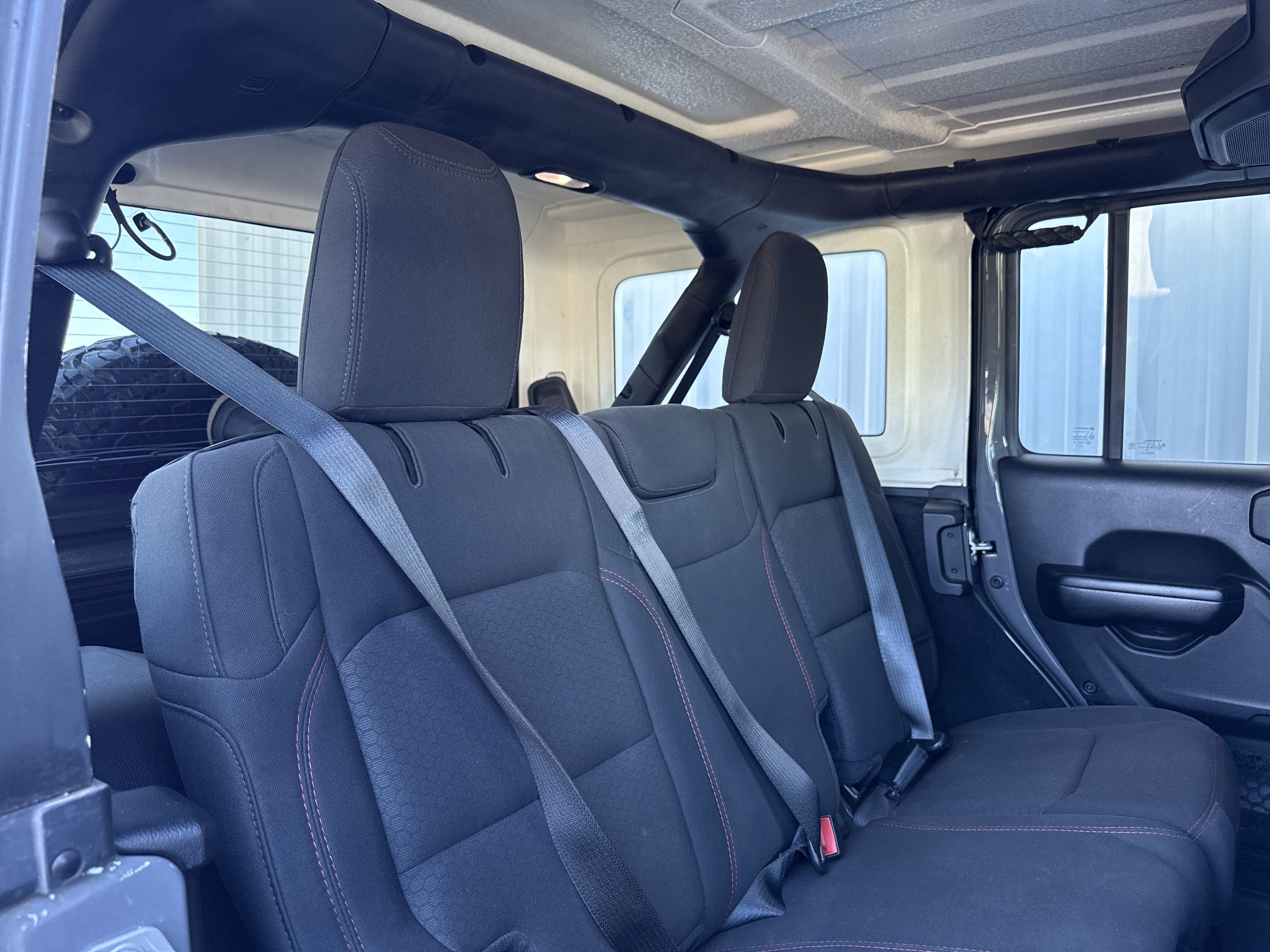 Used 2020 Jeep Wrangler Unlimited Rubicon image 43