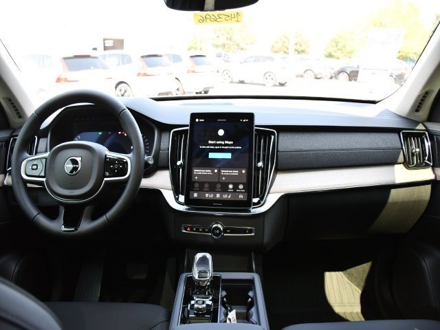 New 2026 Volvo XC90 B6 Plus w/ Protection Package Premier image 22