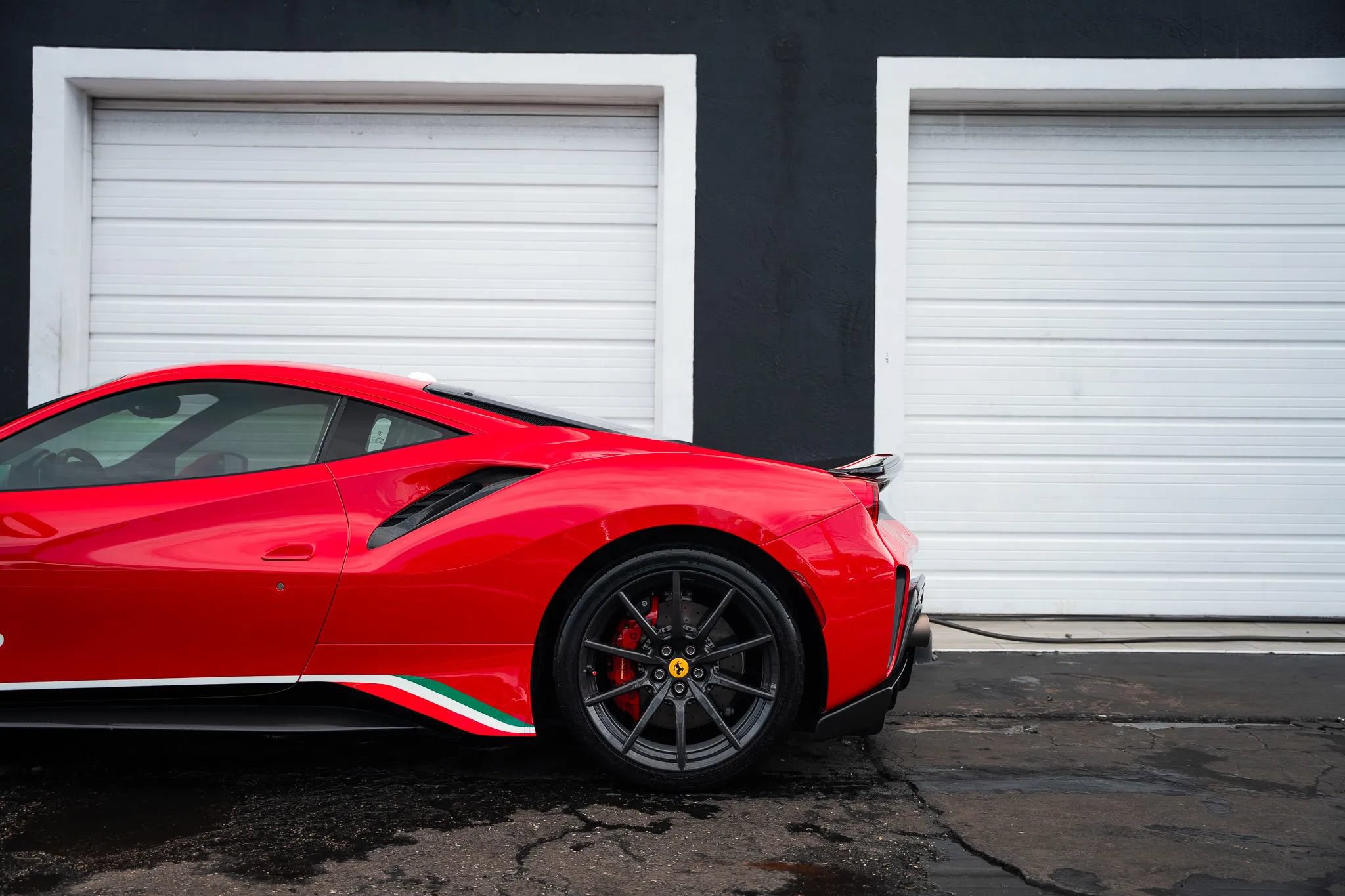 Used 2020 Ferrari 488 Pista Coupe RWD image 12