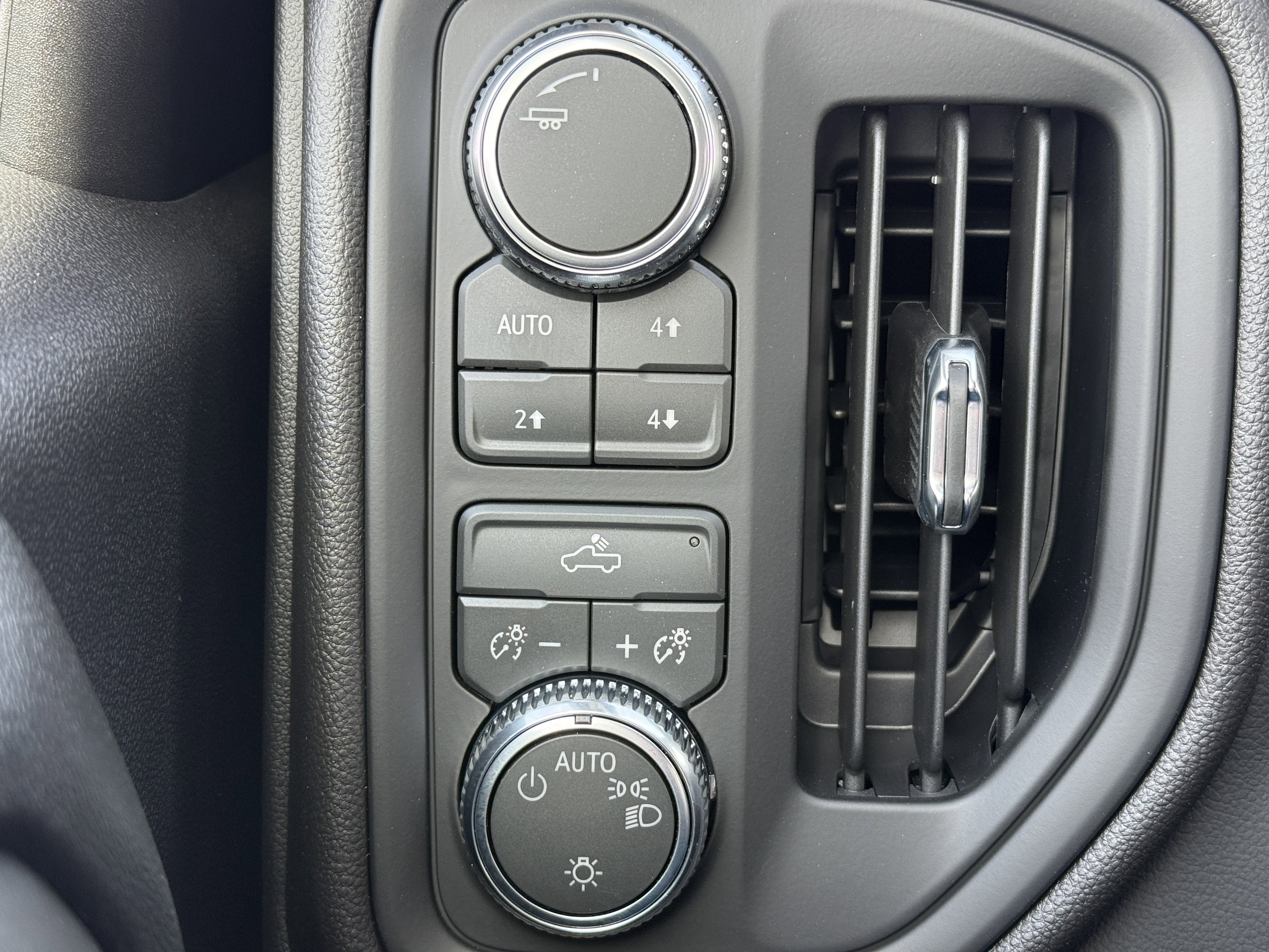 New 2026 GMC Sierra 1500 Pro w/ Graphite Edition image 30