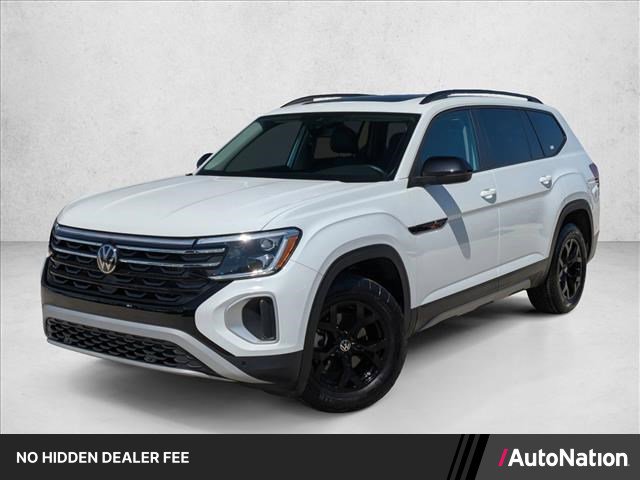 Used 2024 Volkswagen Atlas Peak Edition SE AWD/4WD image 1