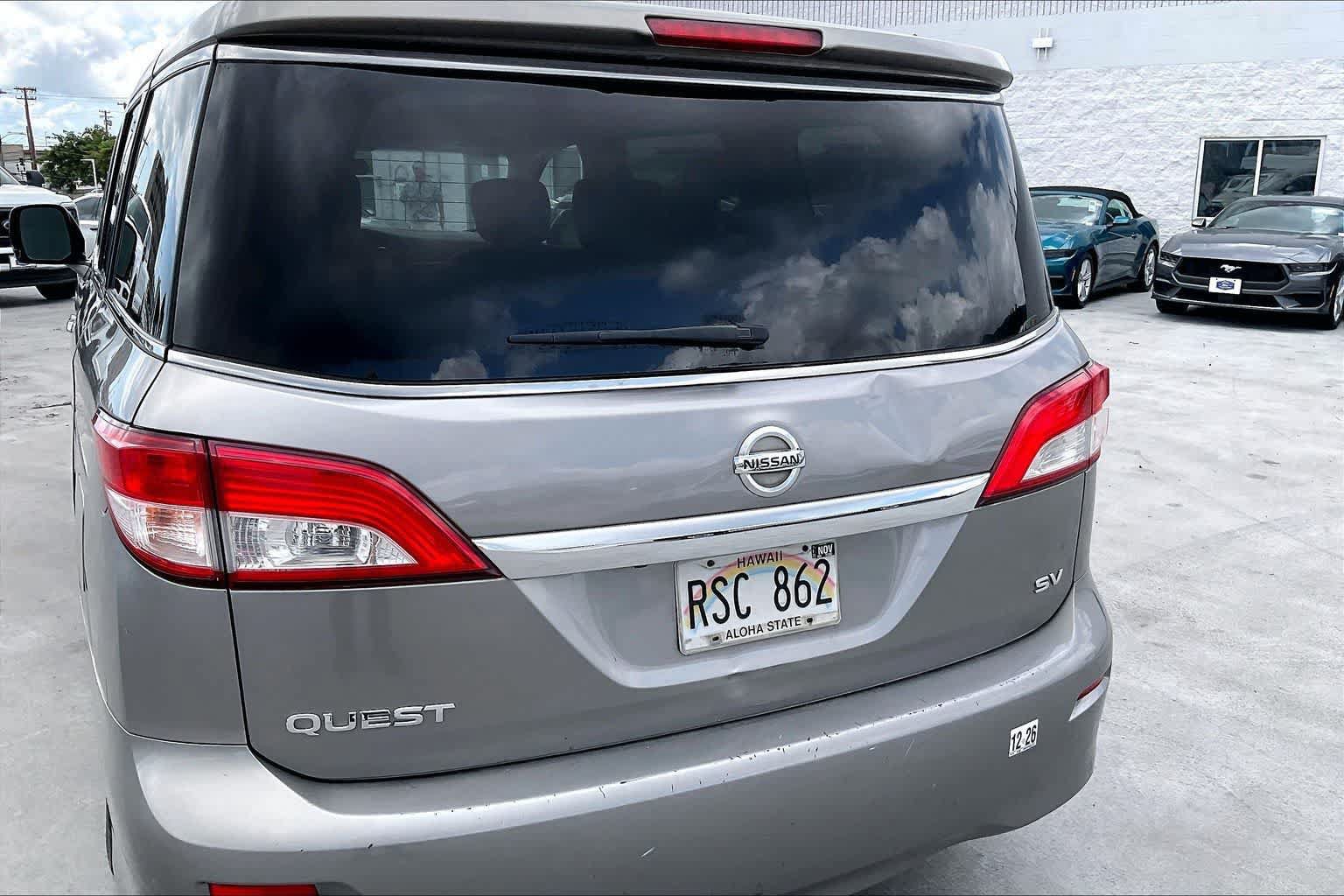 Used 2011 Nissan Quest SV FWD image 18