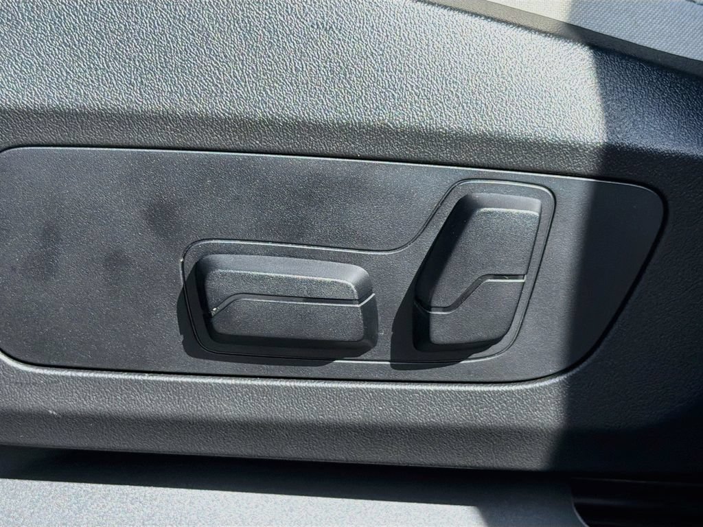 Used 2026 BMW X1 M35i AWD/4WD image 24