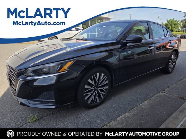 Used 2025 Nissan Altima 2.5 SV