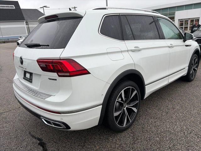 Used 2022 Volkswagen Tiguan SEL R-Line AWD/4WD image 6
