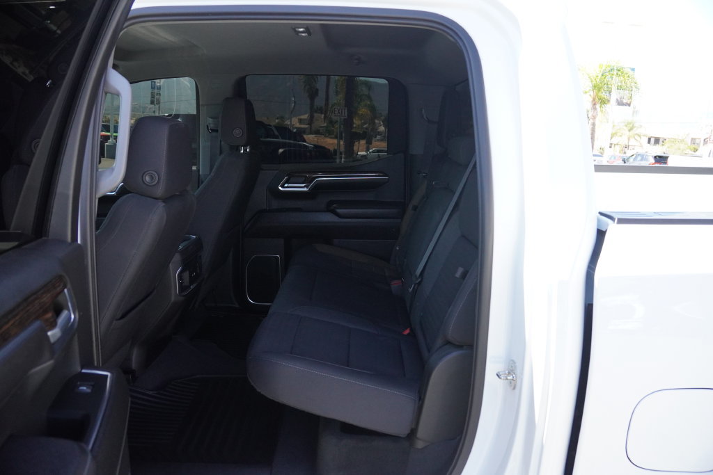Used 2023 GMC Sierra 1500 Elevation w/ X31 Off-Road Package AWD/4WD image 34
