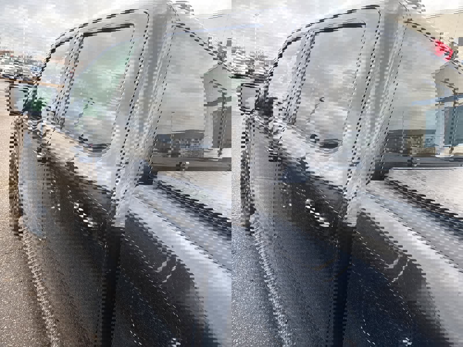 Used 2021 Ford F150 XLT w/ Equipment Group 302A High image 5