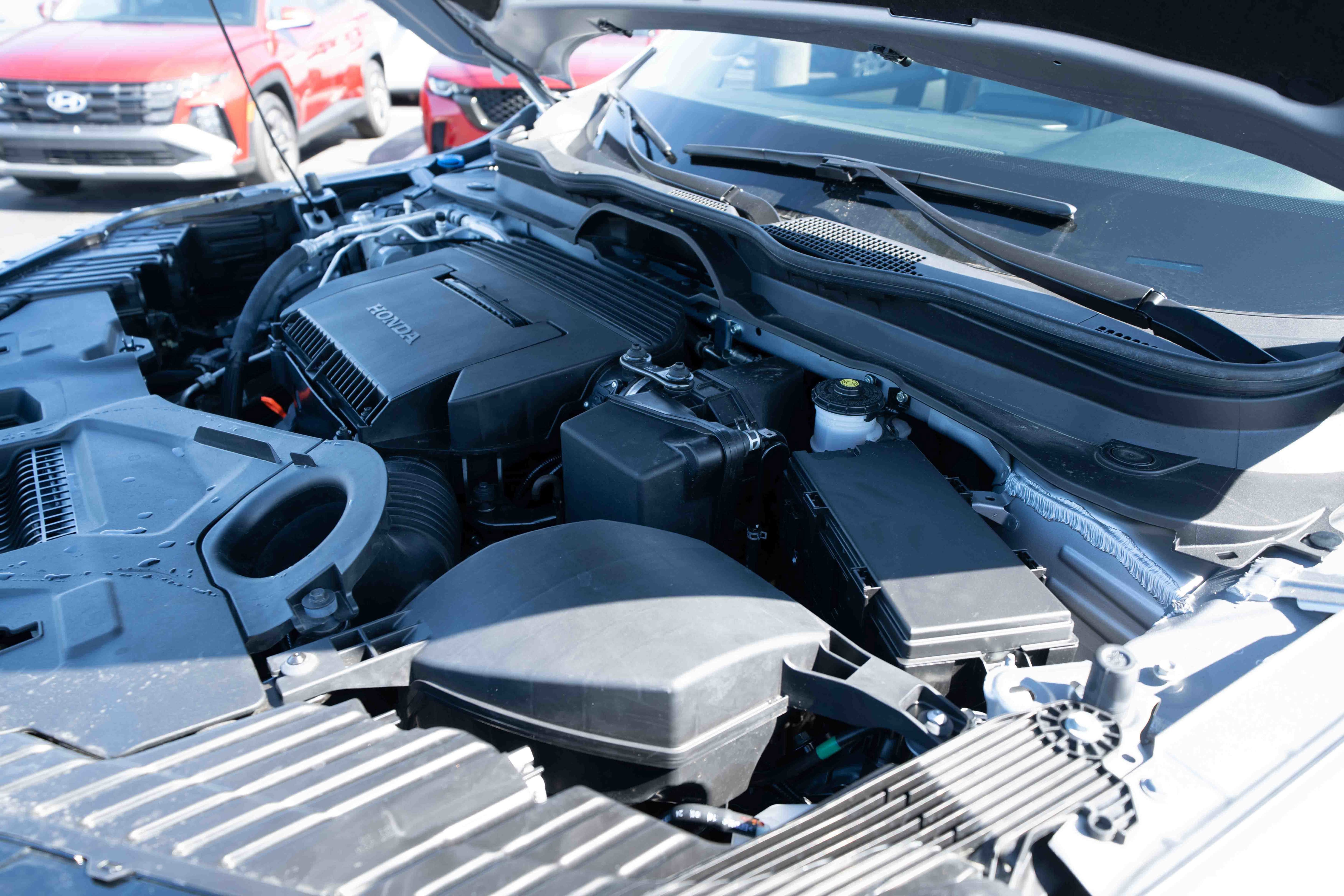 Certified 2025 Honda Pilot TrailSport image 34